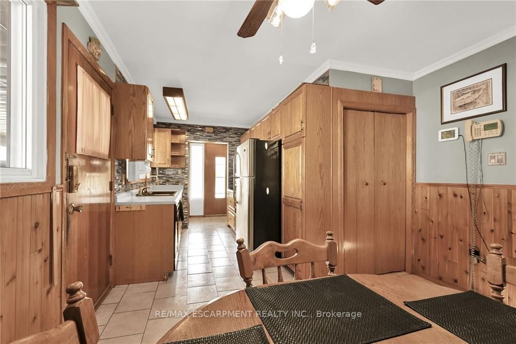 135 Nash Rd N