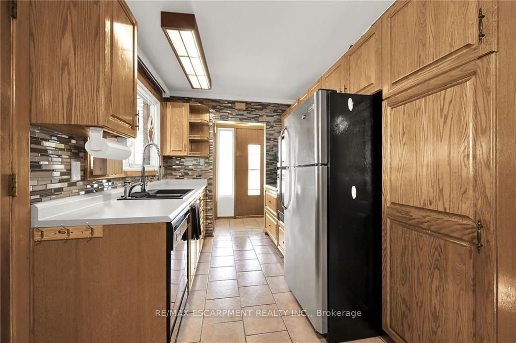 135 Nash Rd N