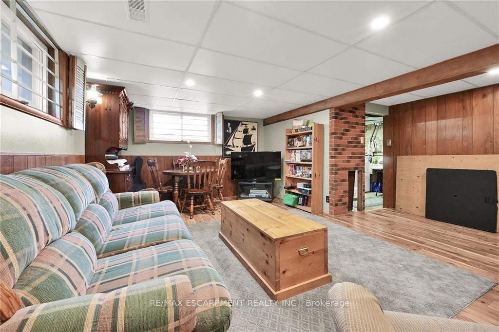 135 Nash Rd N