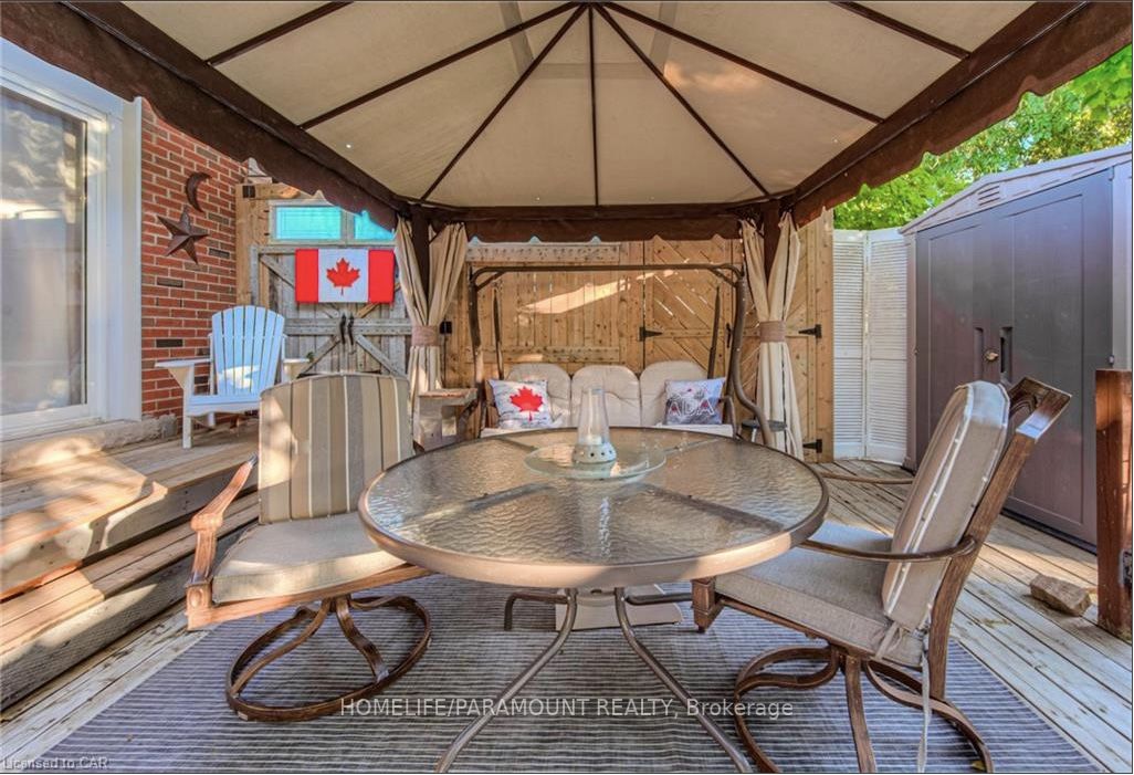 53 Gerard Ave N