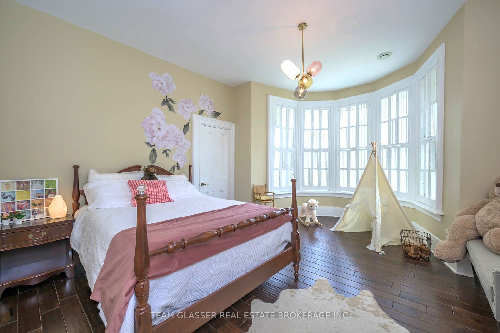 161 Windermere Rd