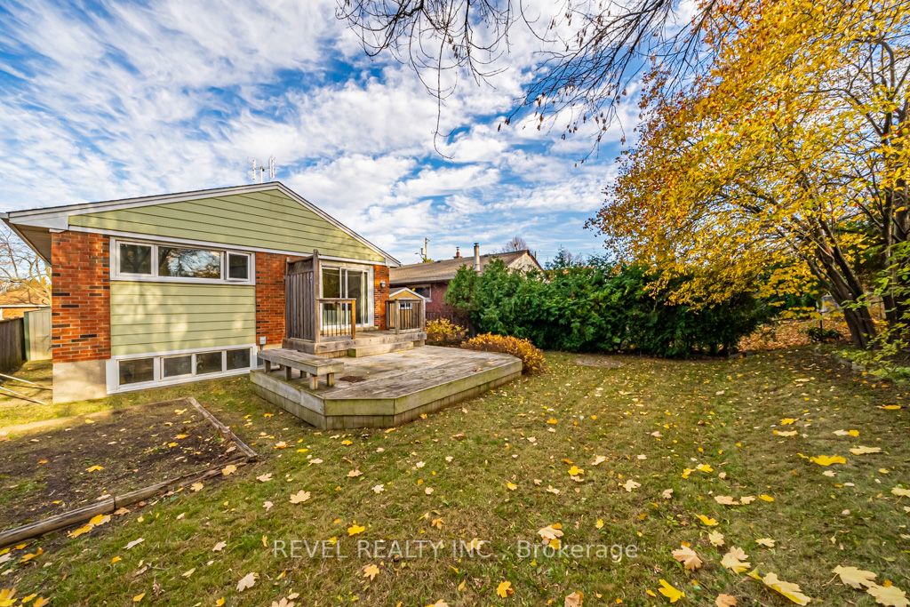 90 Burkholder Dr