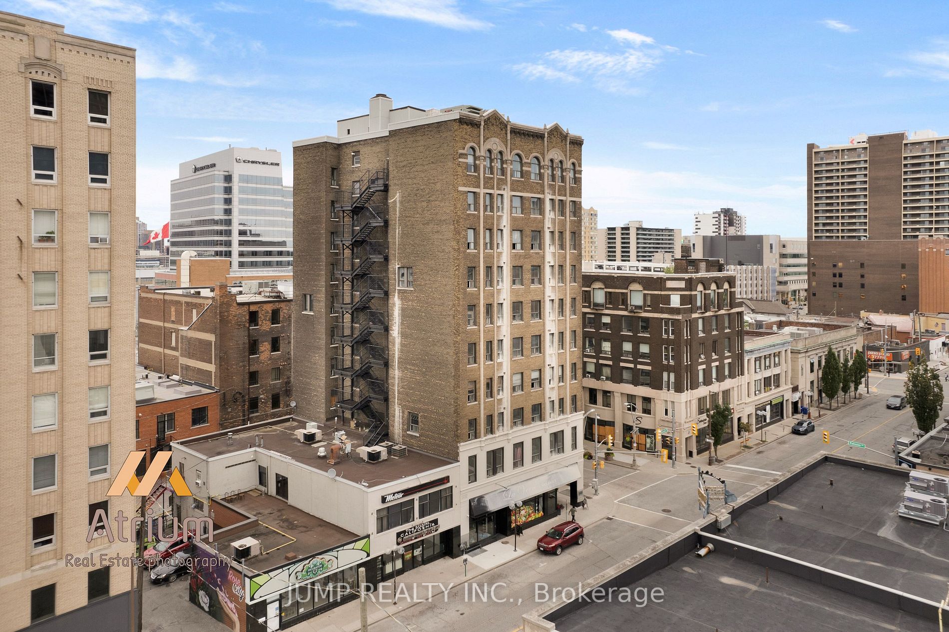 261* Pelissier St W