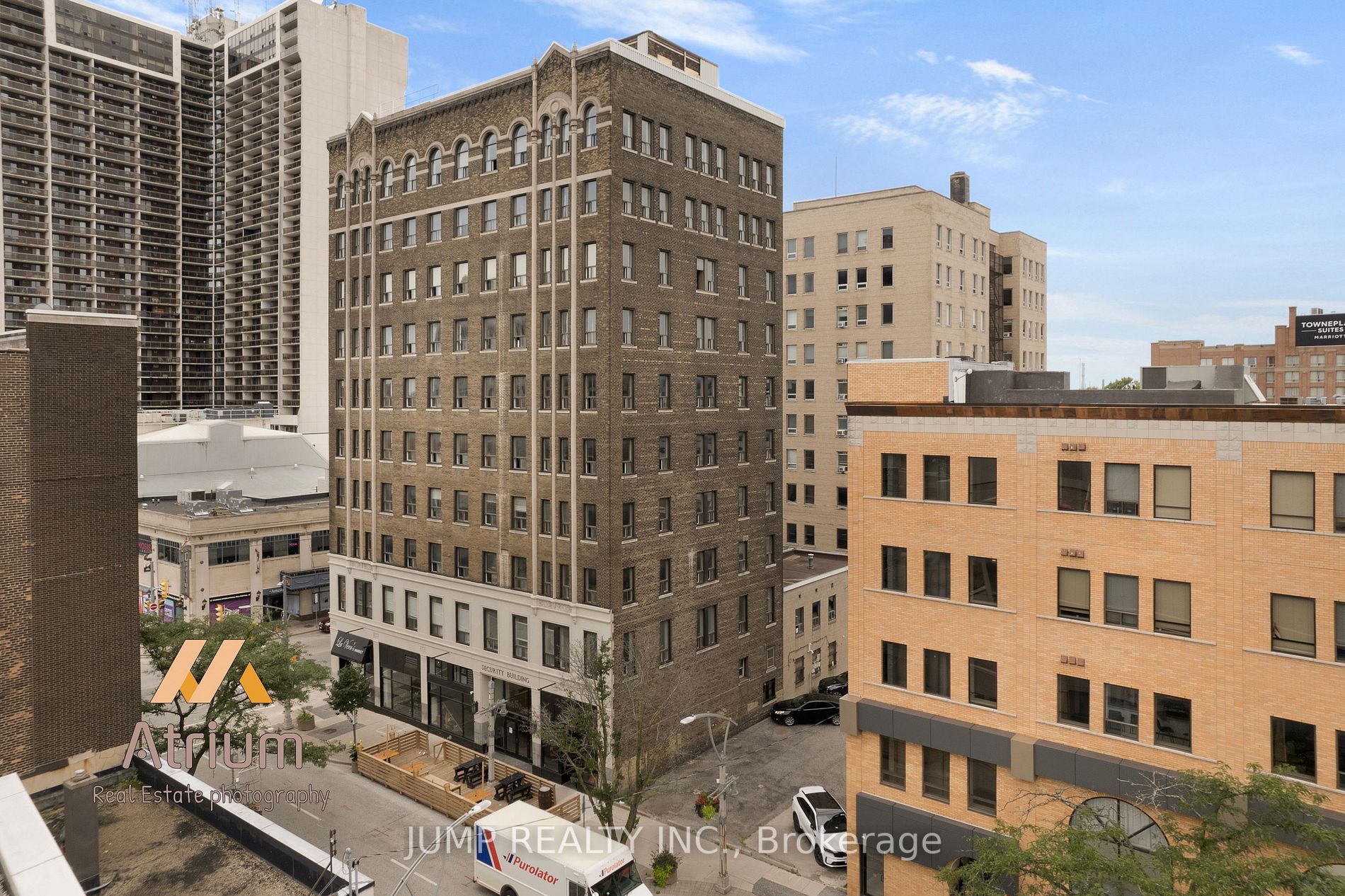 261* Pelissier St W