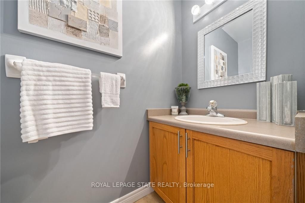 213 Nash Rd E, #18
