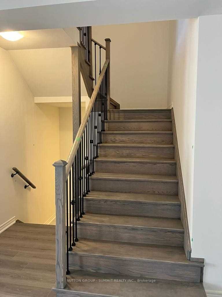 60 Hager Creek Terr
