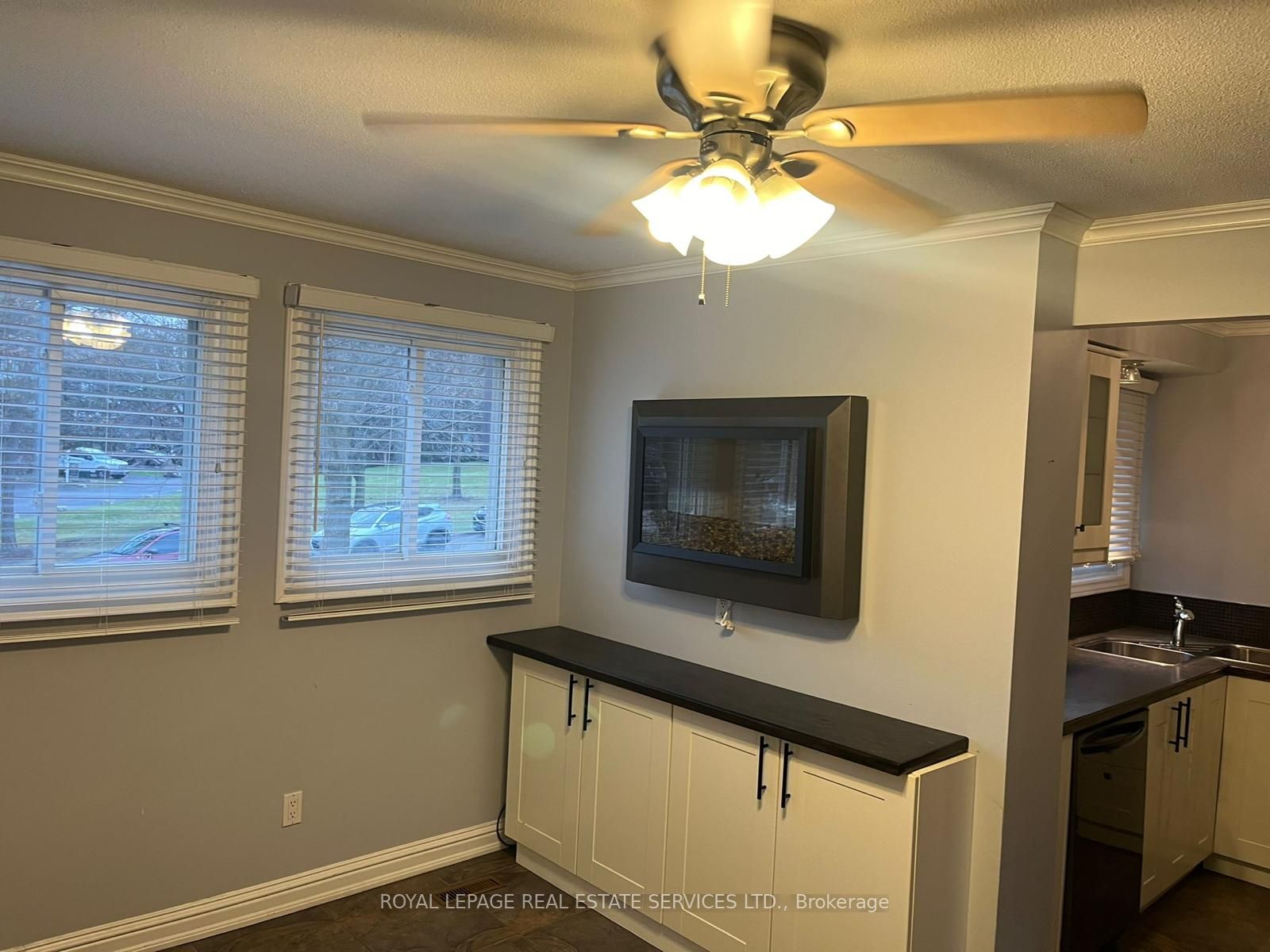 95 Larraine Avenue, #10