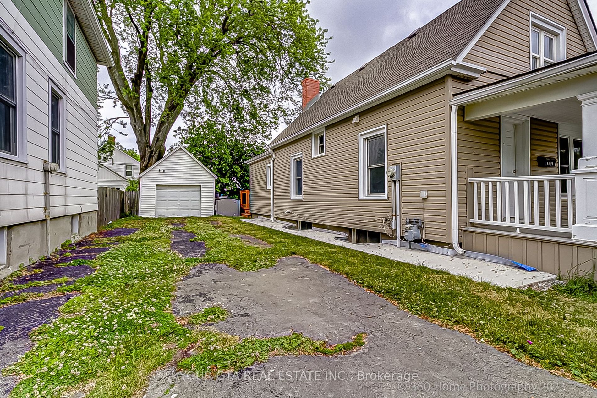 4699 Ryerson Cres