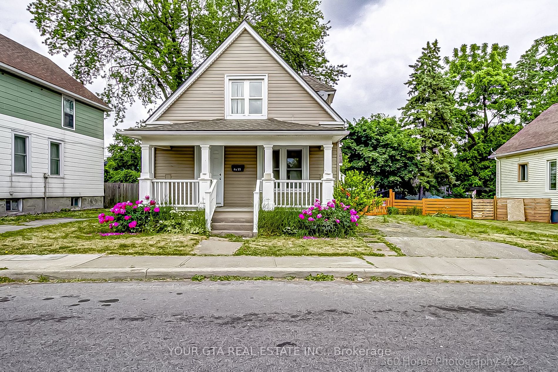 4699 Ryerson Cres