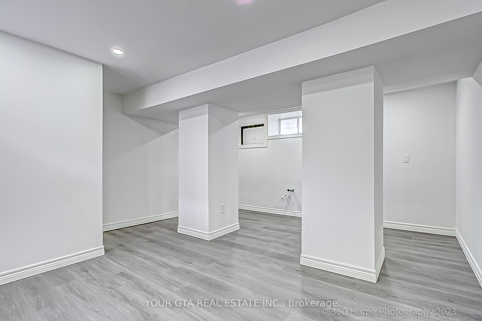 4699 Ryerson Cres