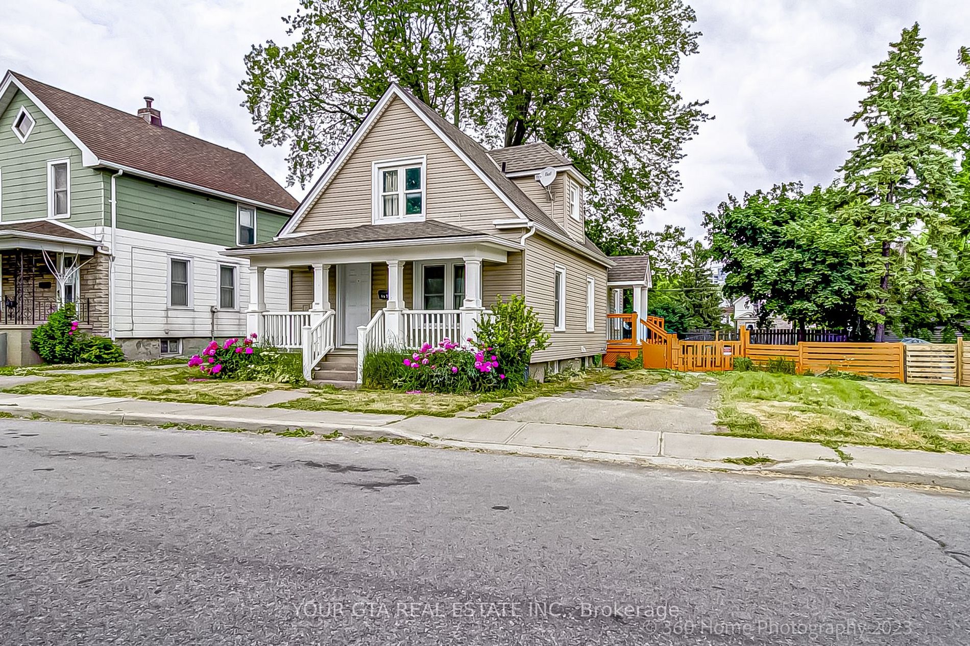 4699 Ryerson Cres