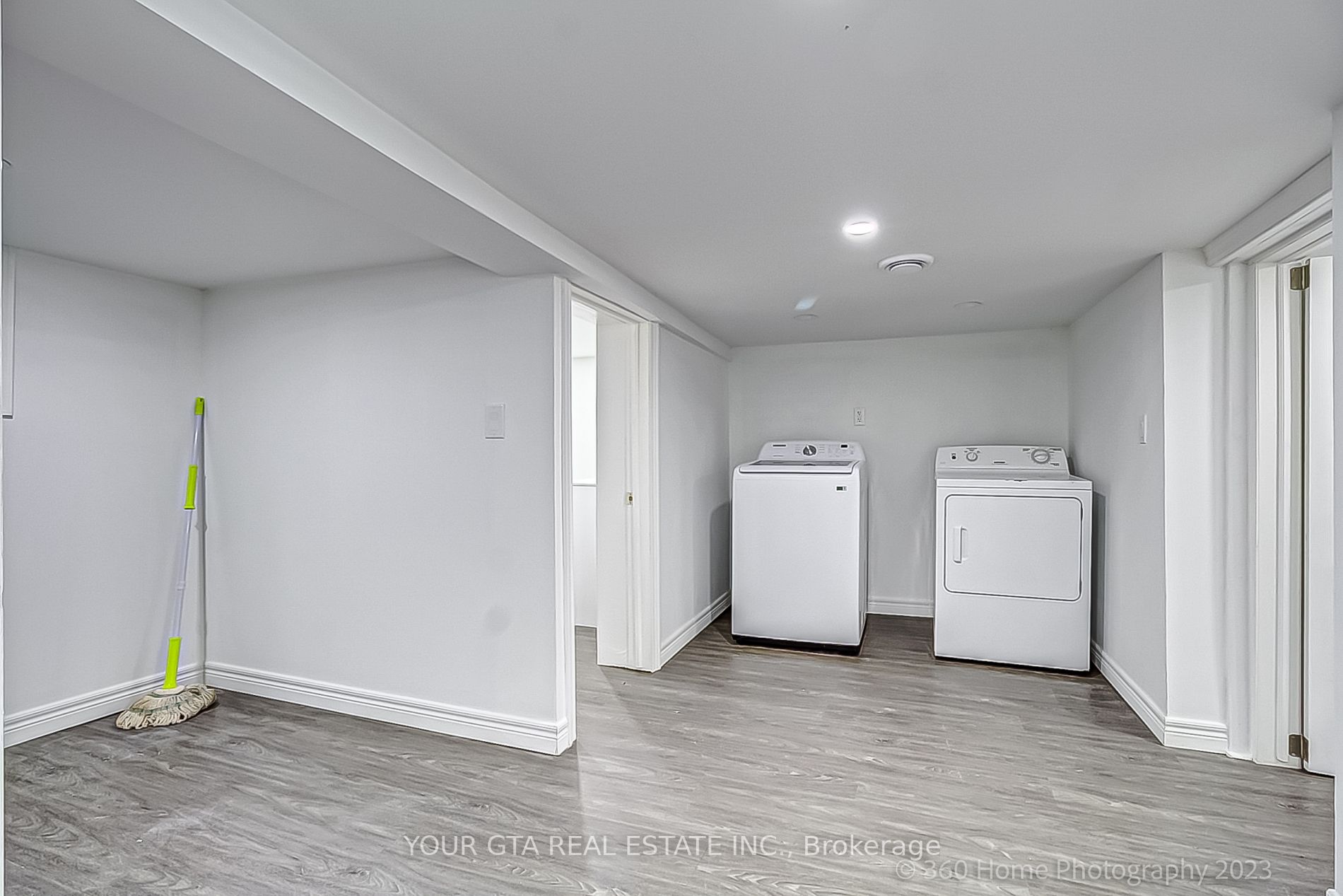 4699 Ryerson Cres