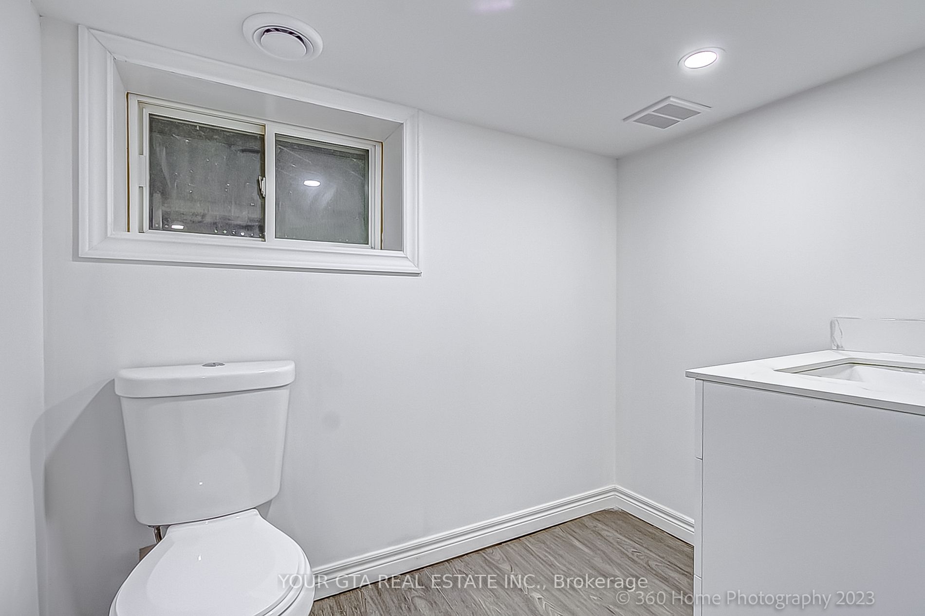 4699 Ryerson Cres