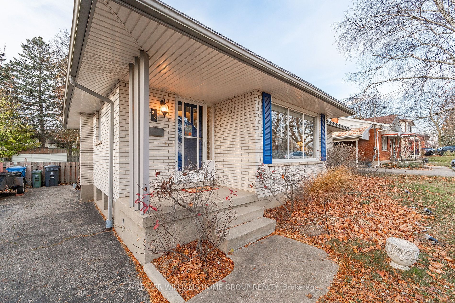 24 Eastview Rd