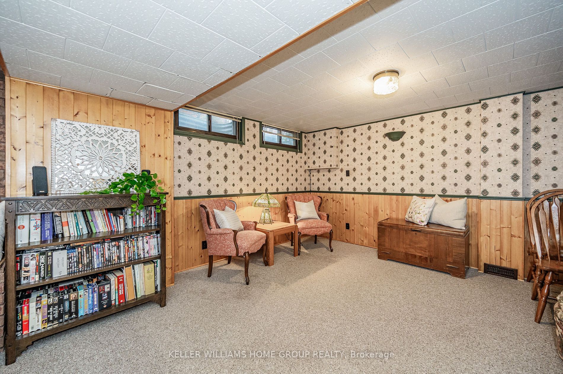 24 Eastview Rd