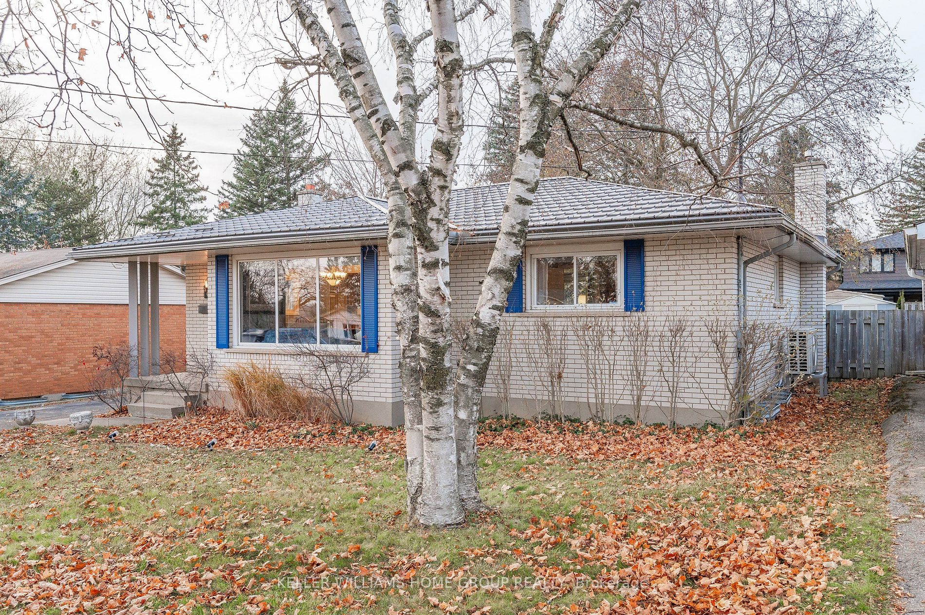 24 Eastview Rd