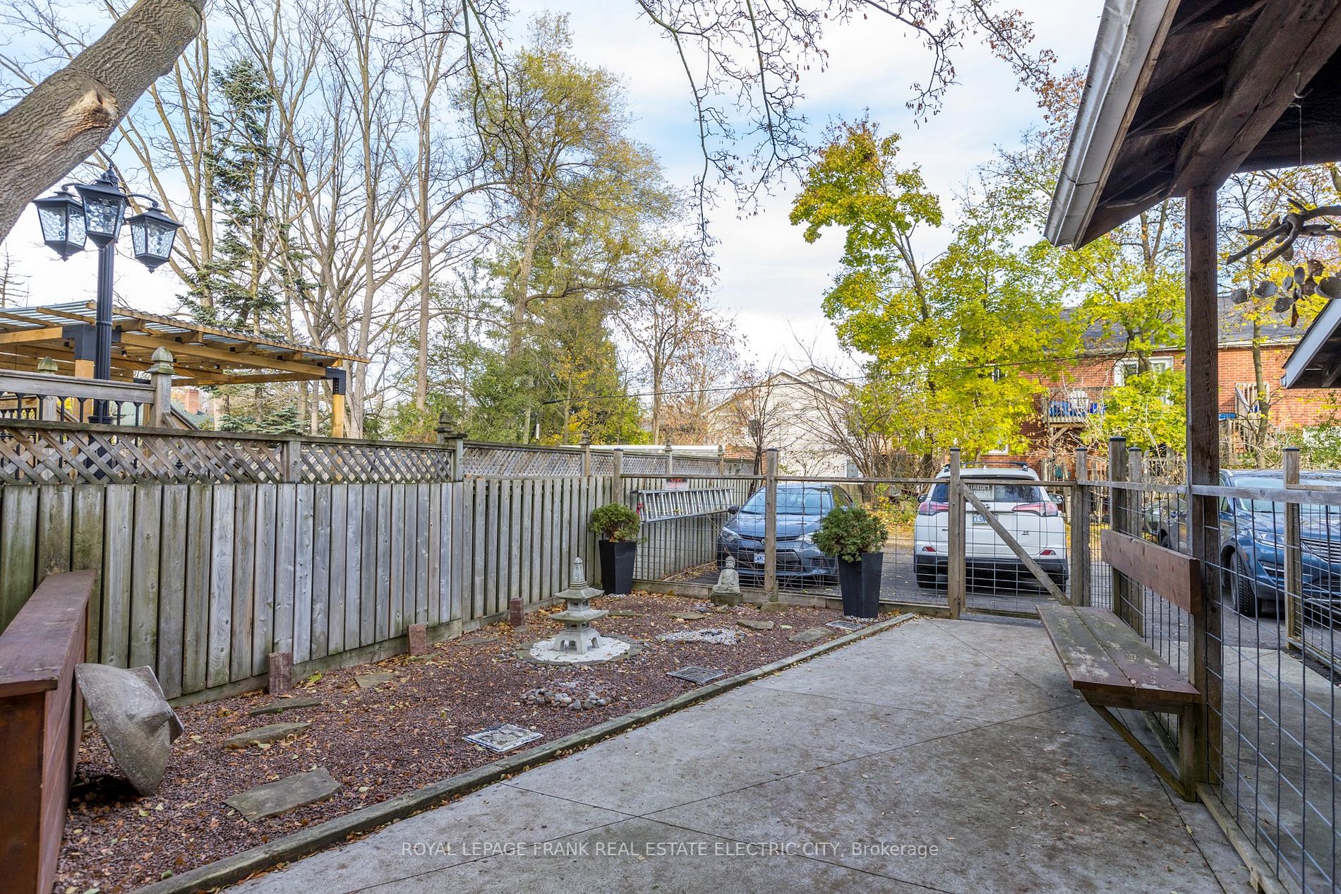 210 Mcdonnel St