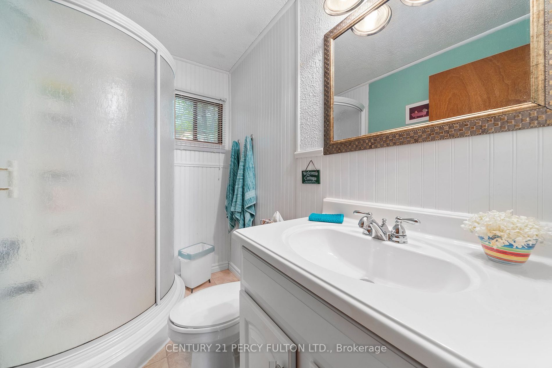 5 Camelot Pl