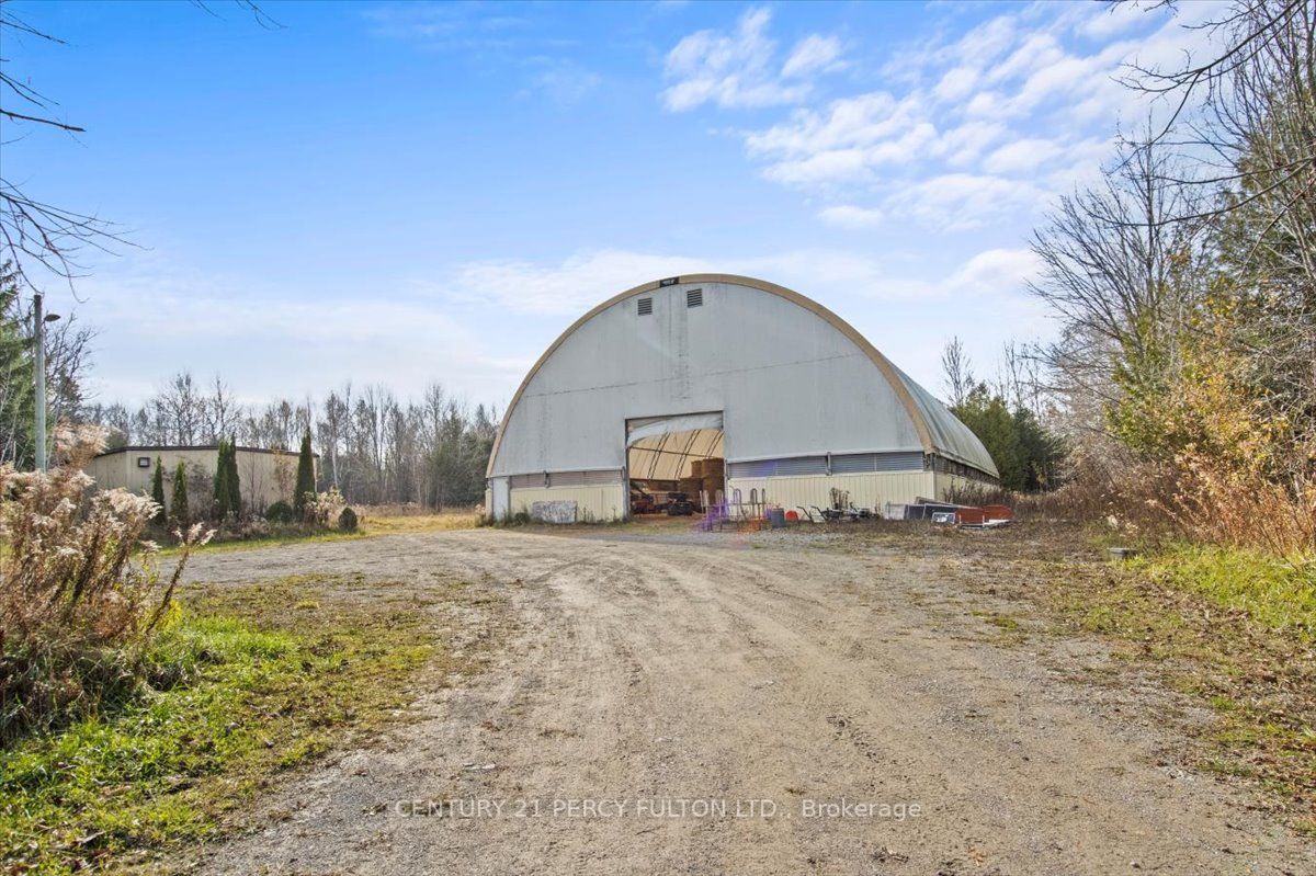 1185 Sturgeon Rd