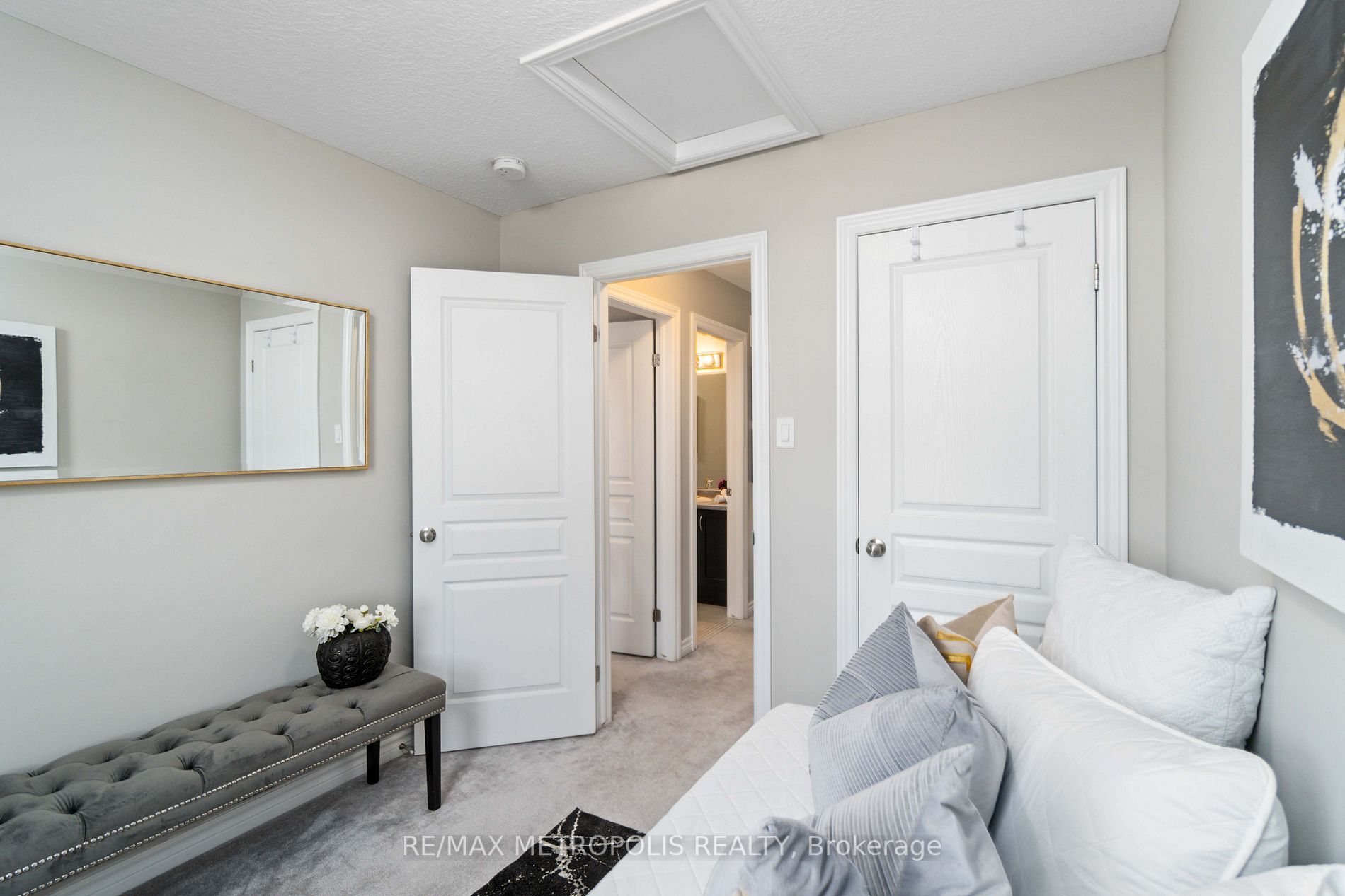 85 Mayland Tr