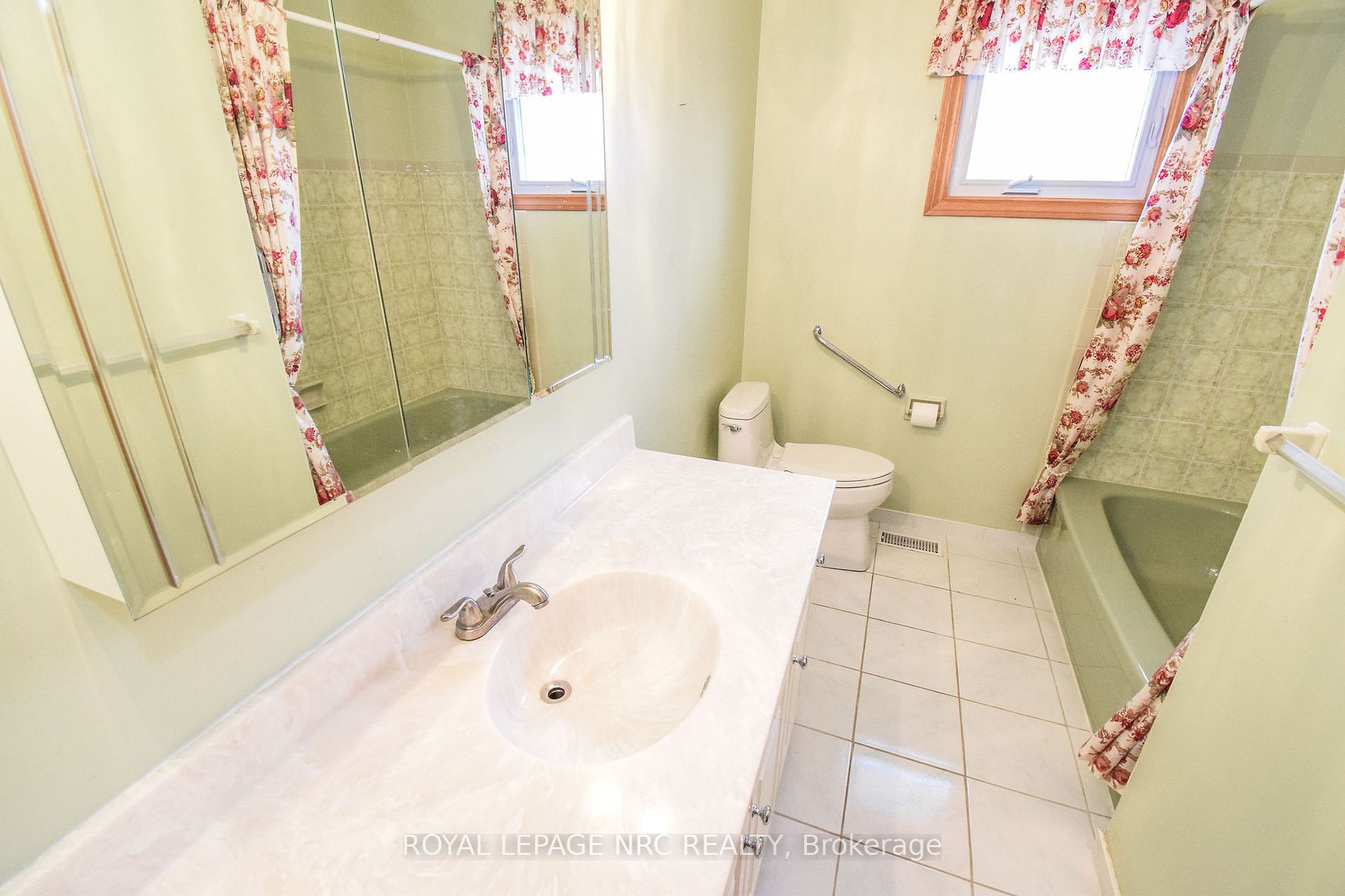 47 Joanna Dr