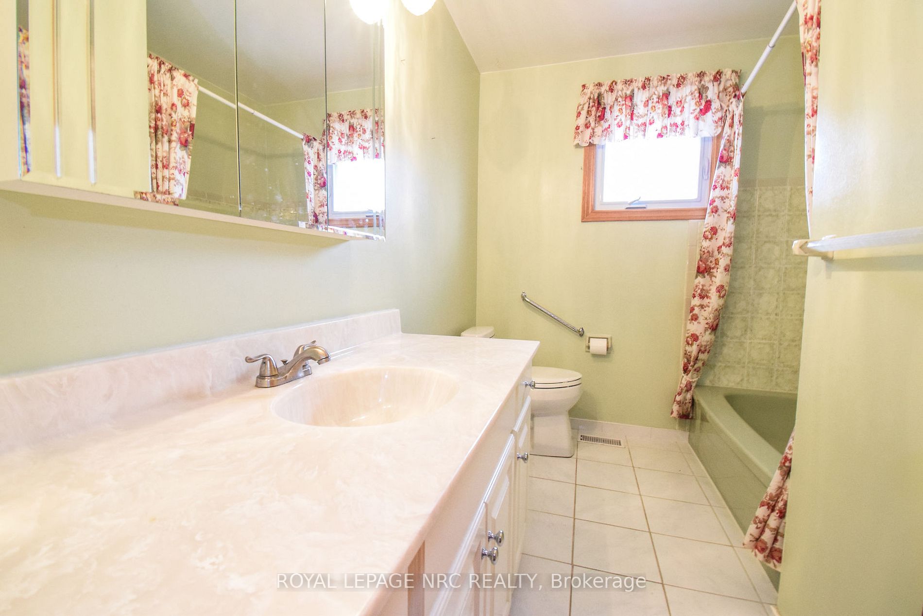 47 Joanna Dr