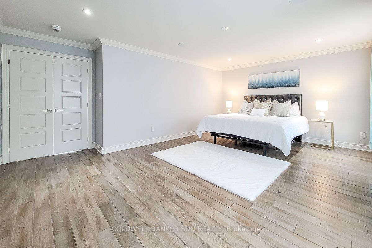 32 Kingspoint Circ