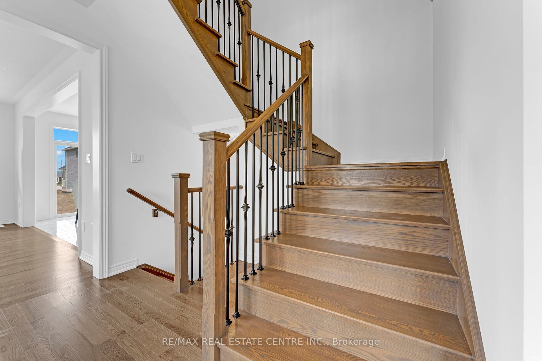 456 Black Cherry Cres