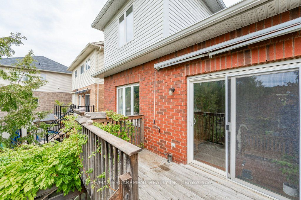 3 Gatewood Crt