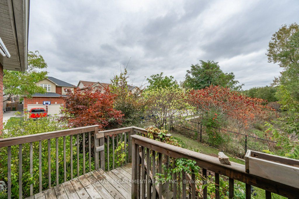 3 Gatewood Crt