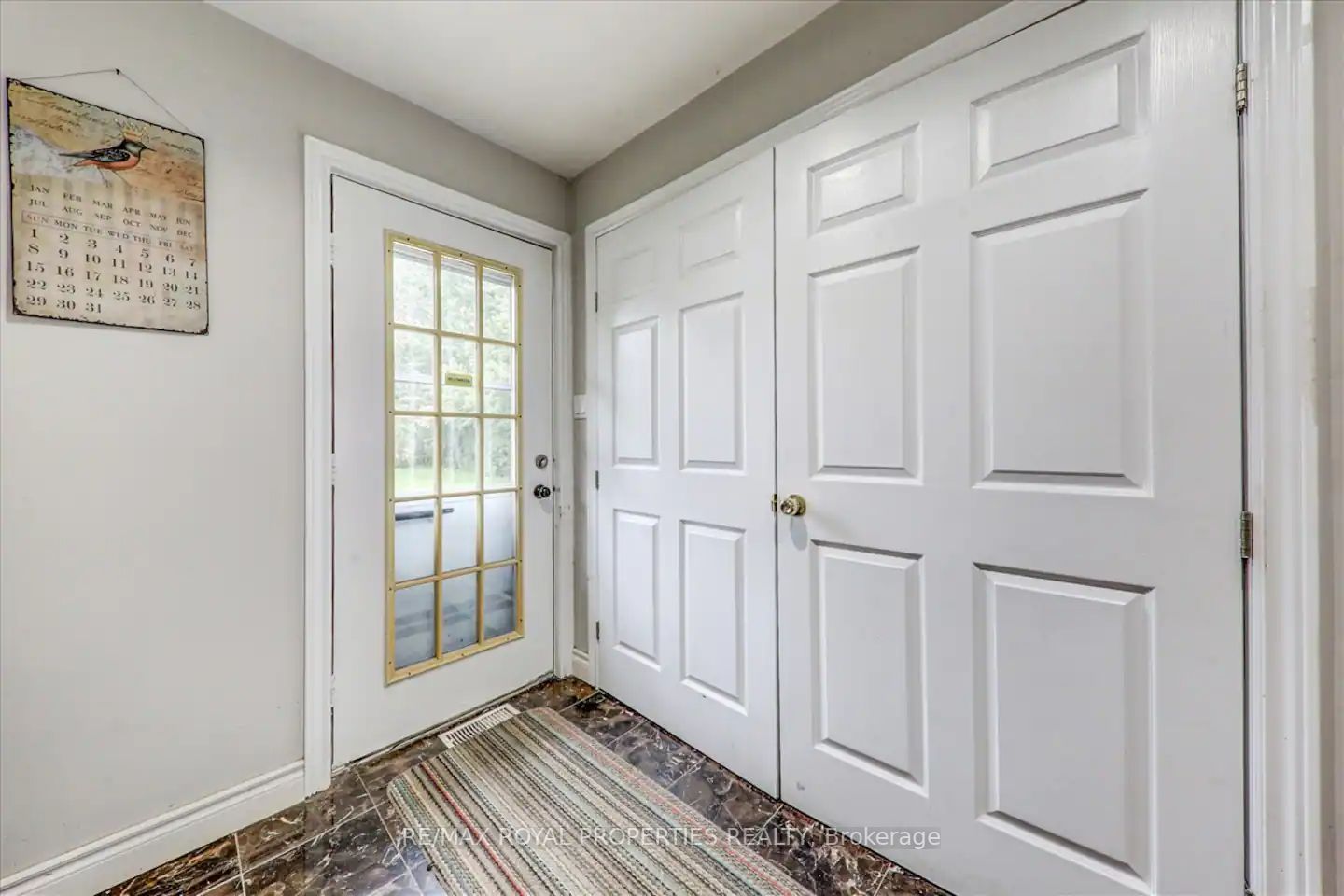 34 Robinson Ave