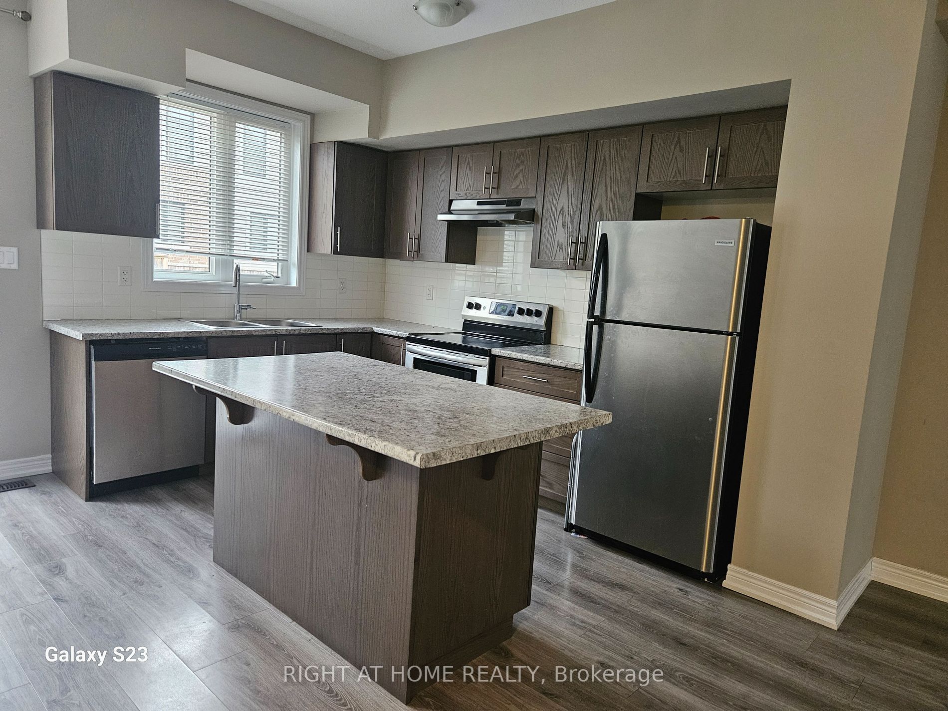 1890 Rymal Rd E, #150