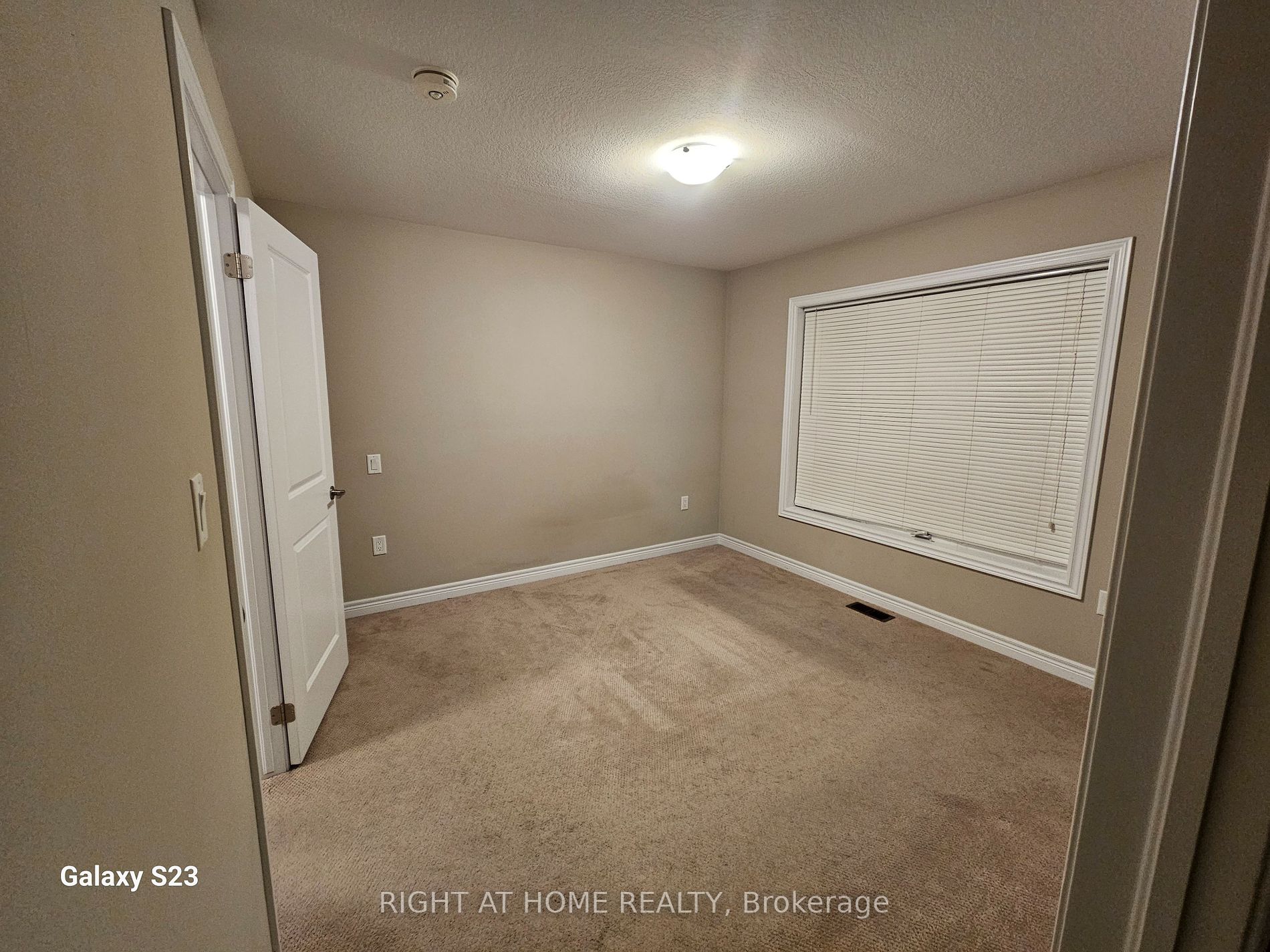 1890 Rymal Rd E, #150