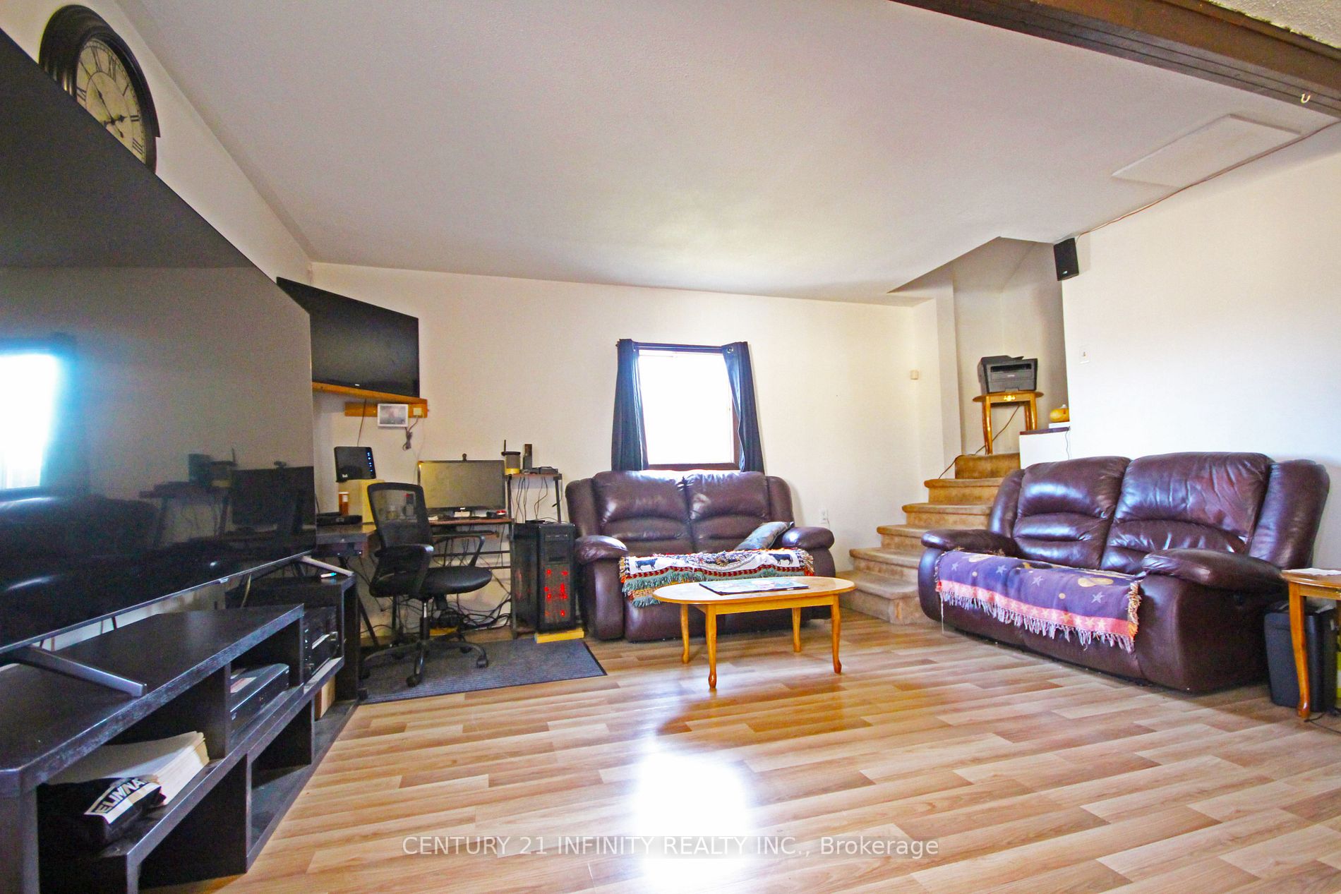 330 Black River Road