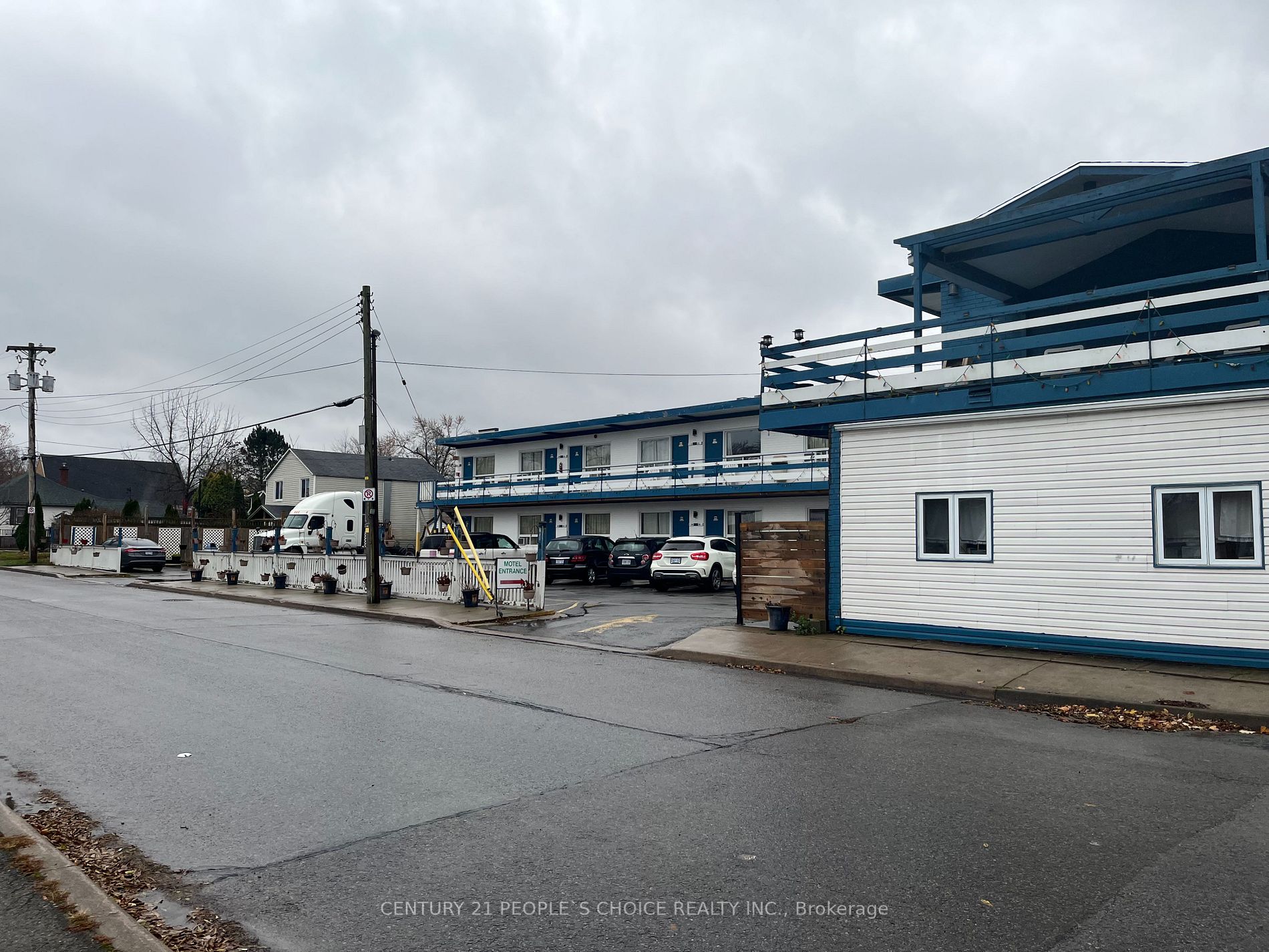 3708 Main St