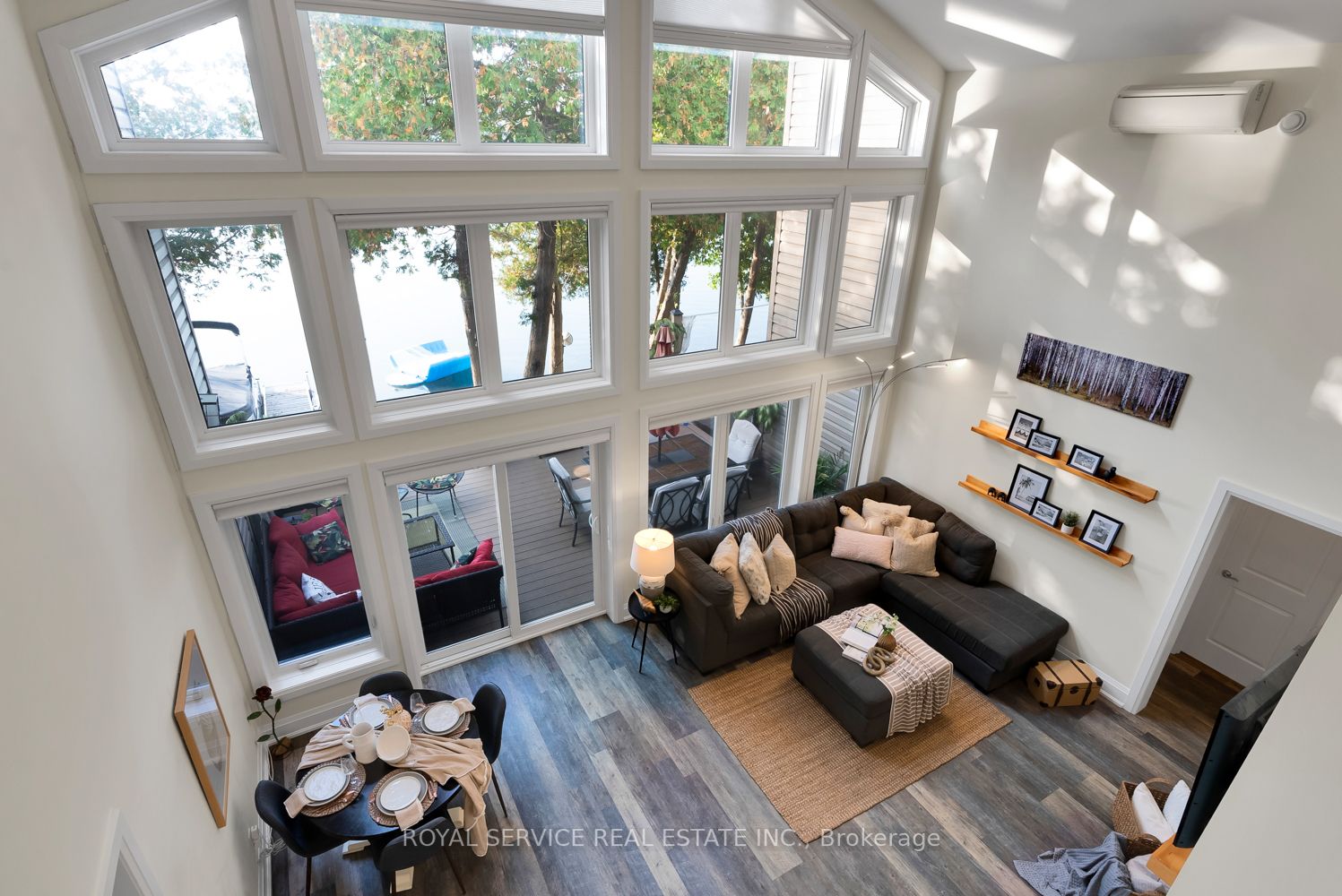 30 Reddick Rd
