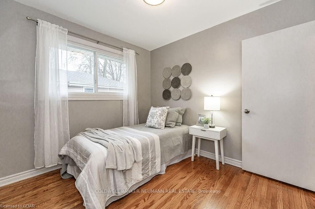 70 Freeman Avenue