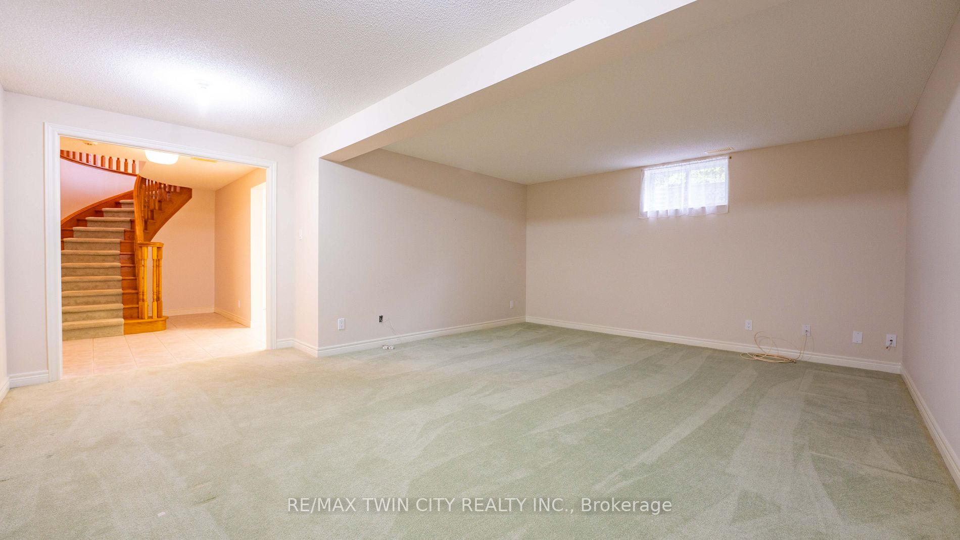 152 Dufferin Ave, #18