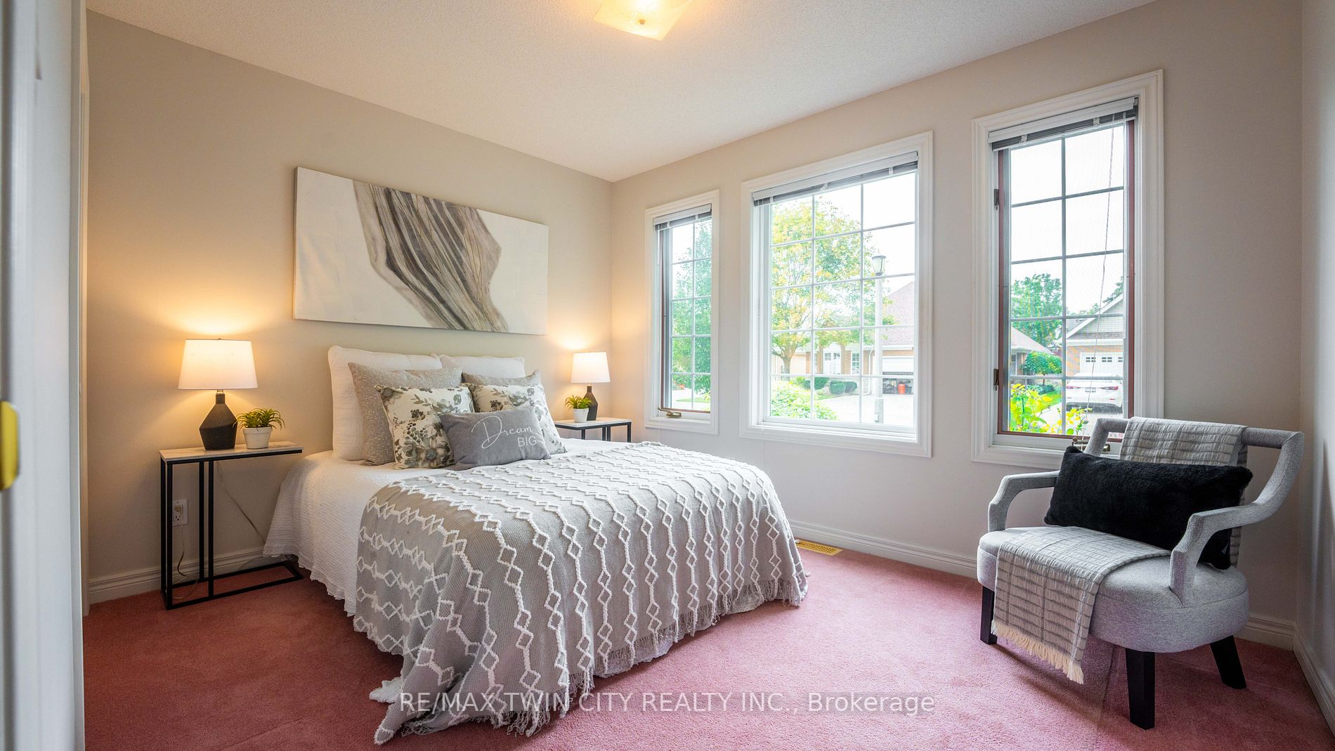 152 Dufferin Ave, #18