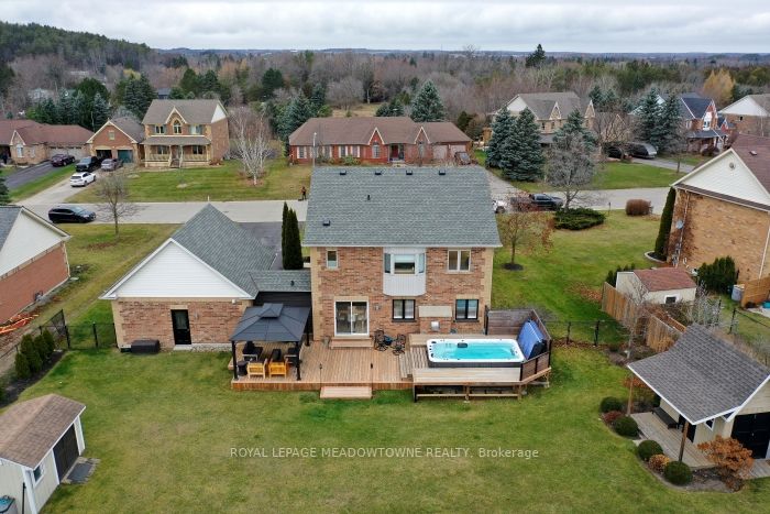 7 Mccullogh Dr