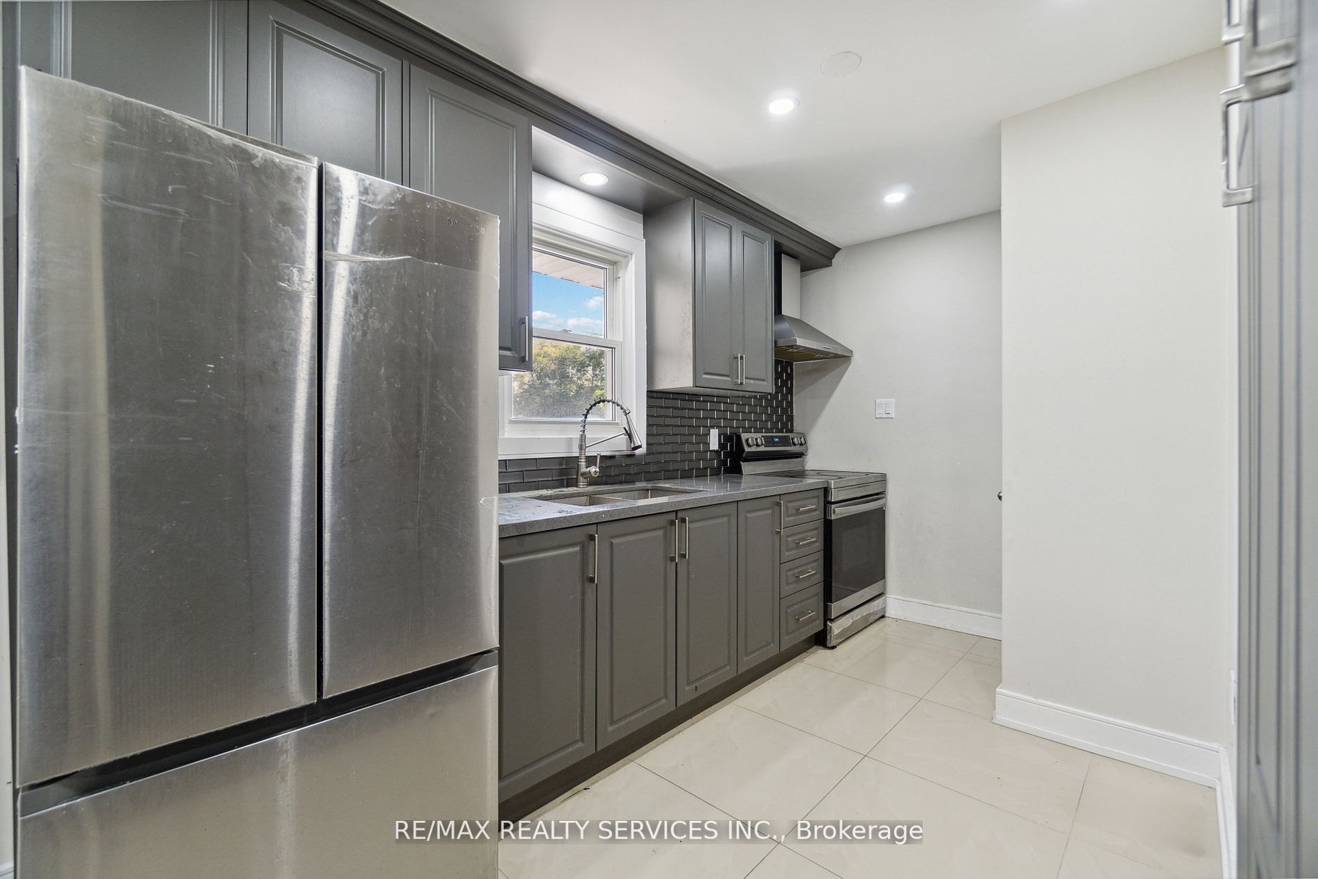 952 Concession Rd