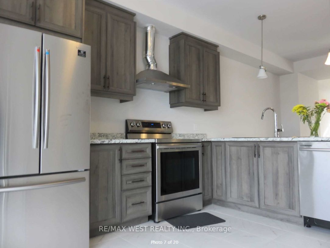 30 Time Square Blvd N, #243