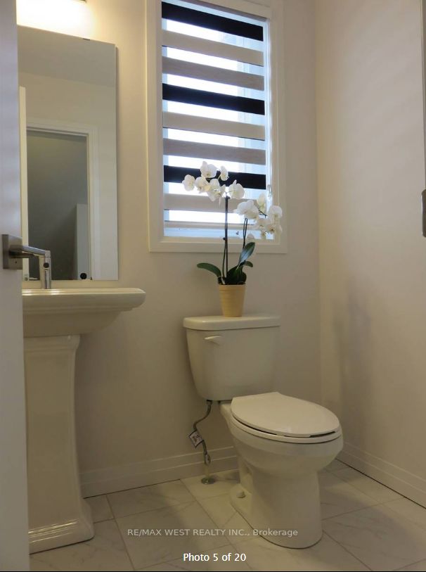 30 Time Square Blvd N, #243