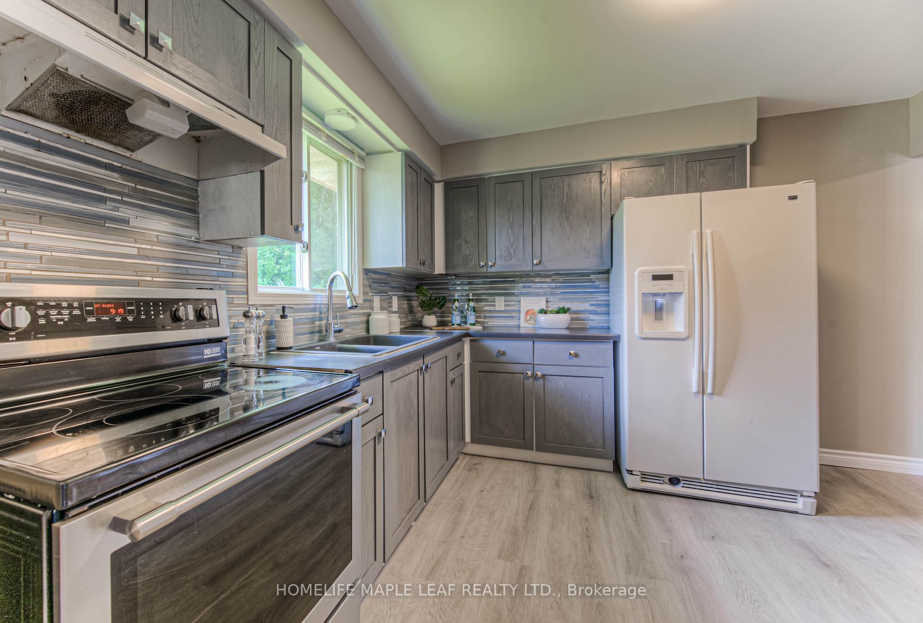 391 Churchill Crt, #A