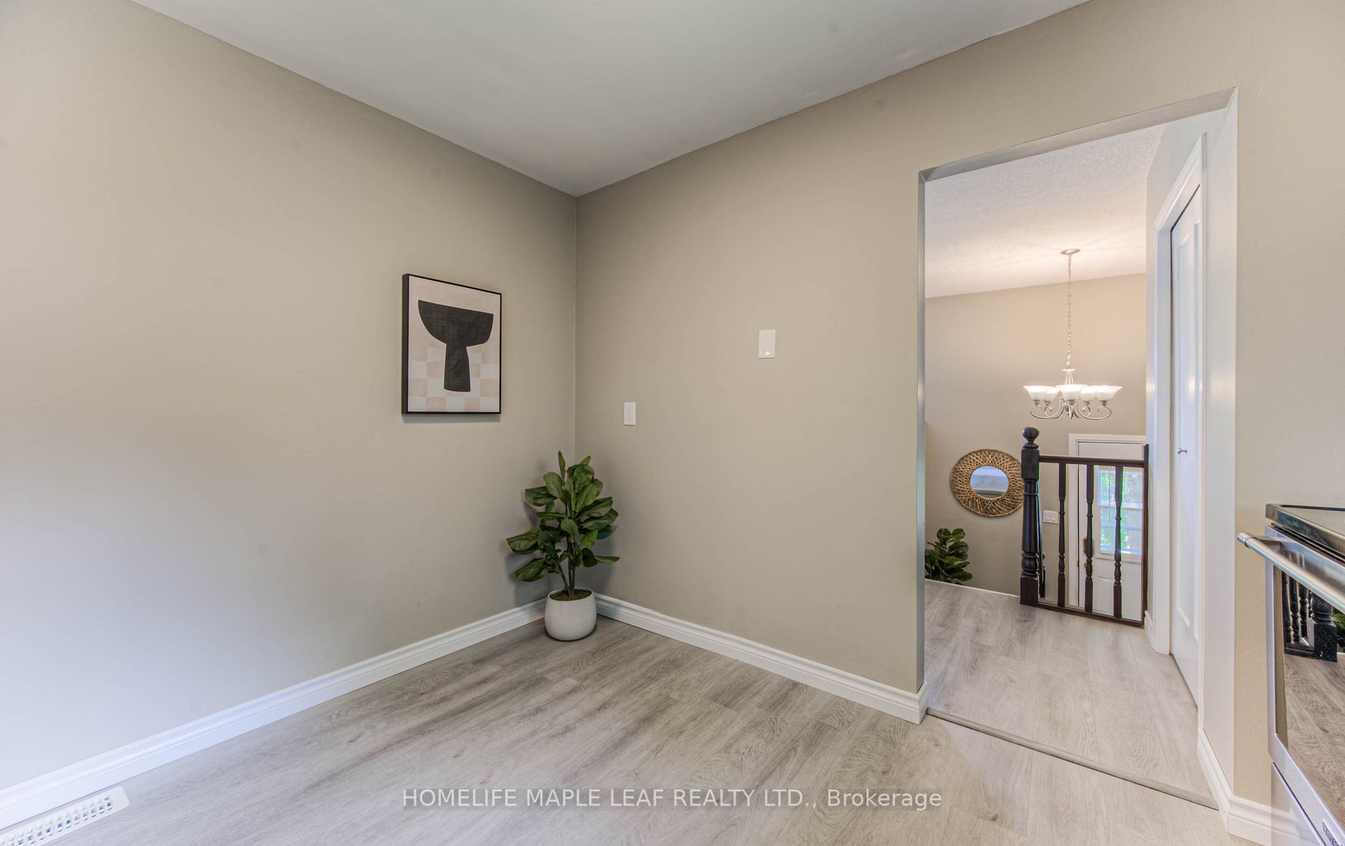 391 Churchill Crt, #A