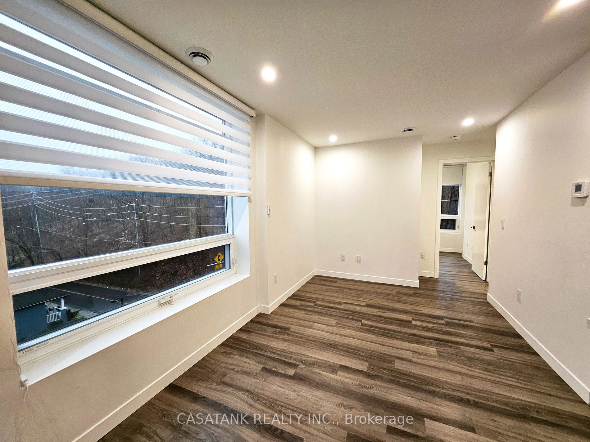 479 Charlton Ave E, #403