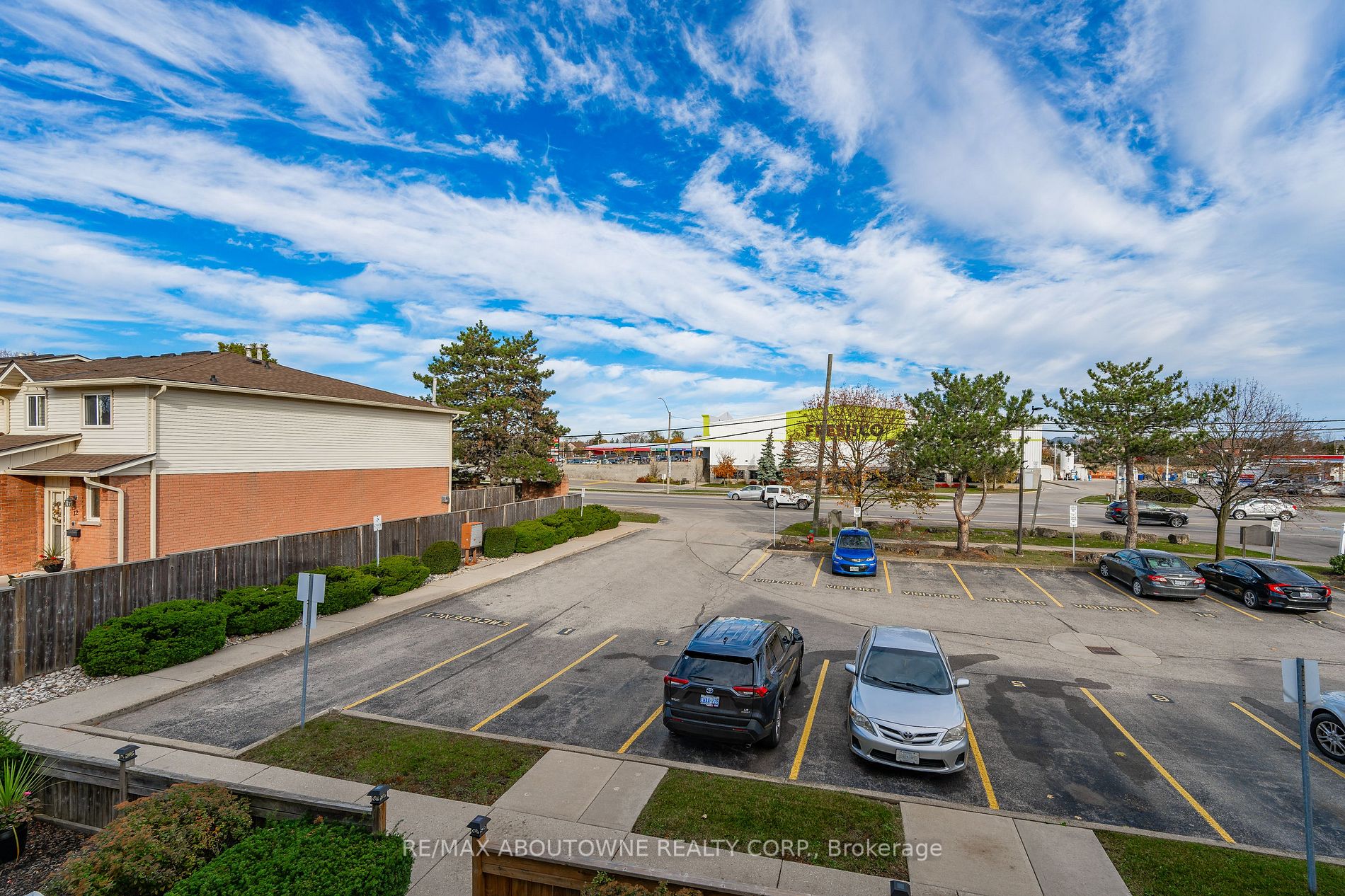 912 Rymal Rd E, #9