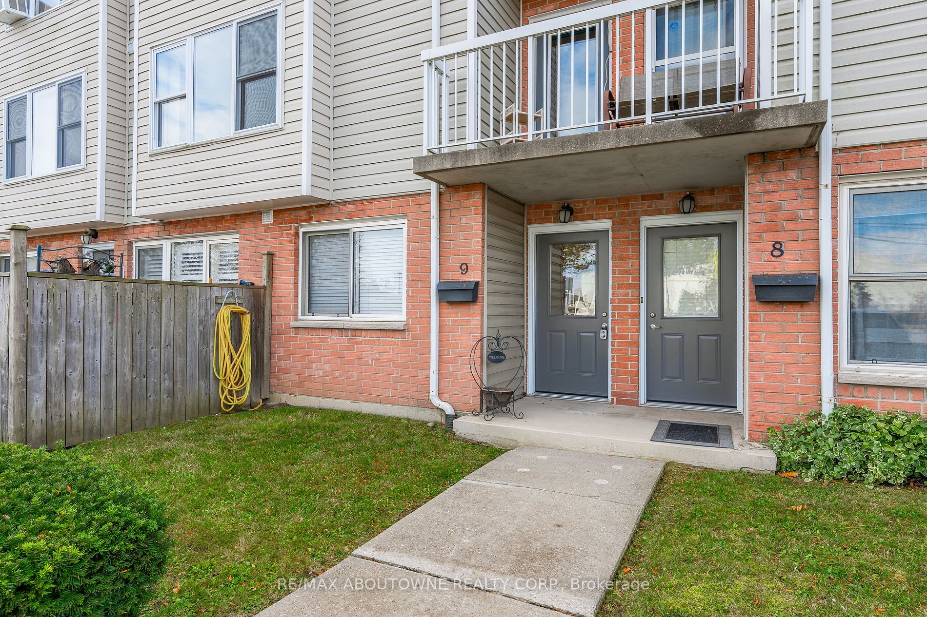 912 Rymal Rd E, #9