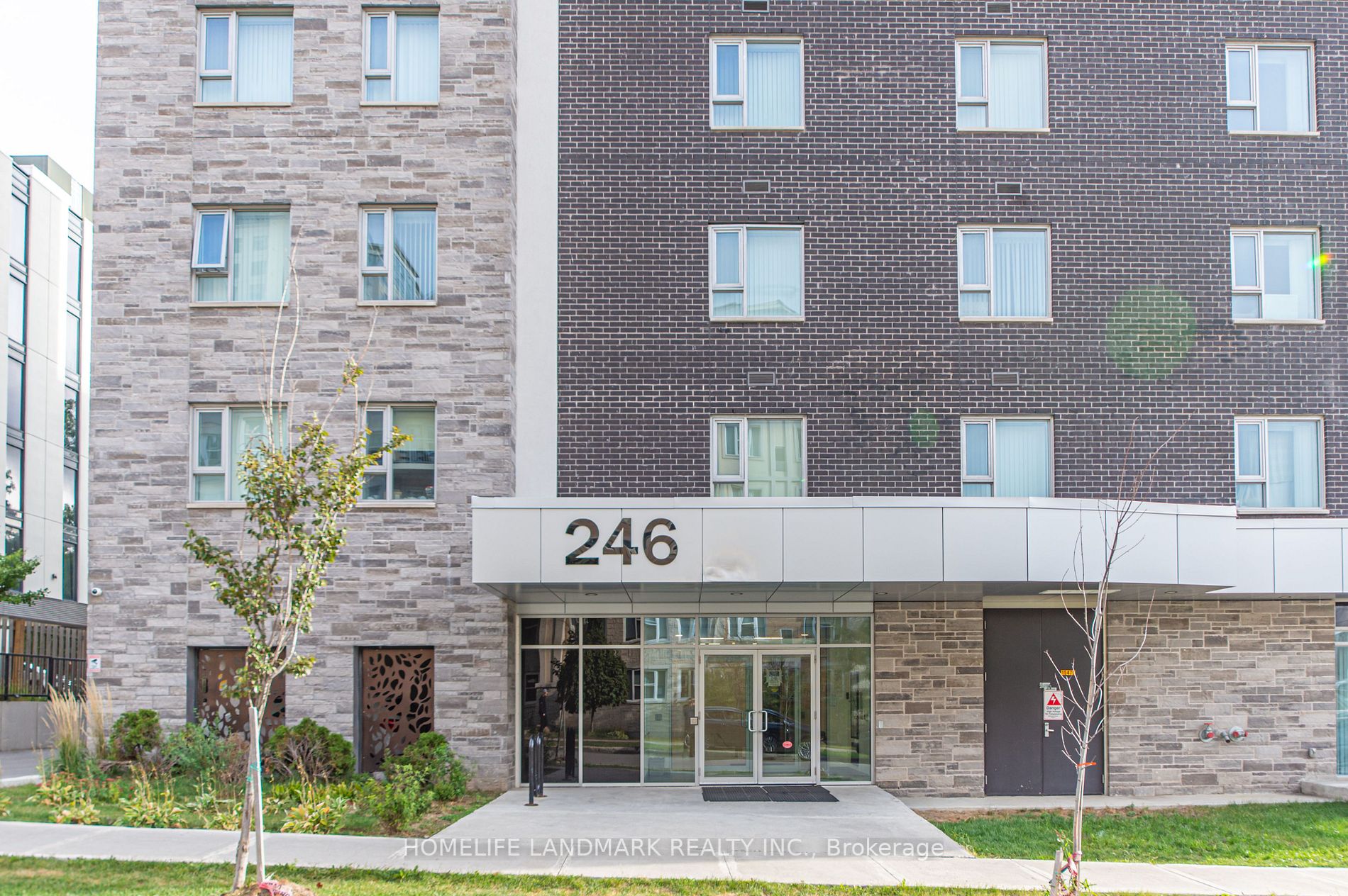 246 Lester St, #101
