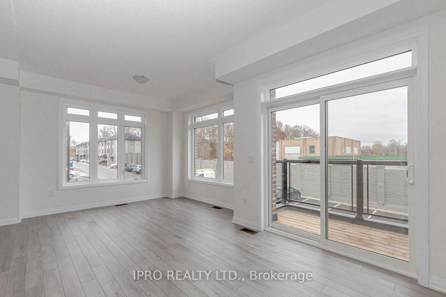 585 Colborne St E, #501